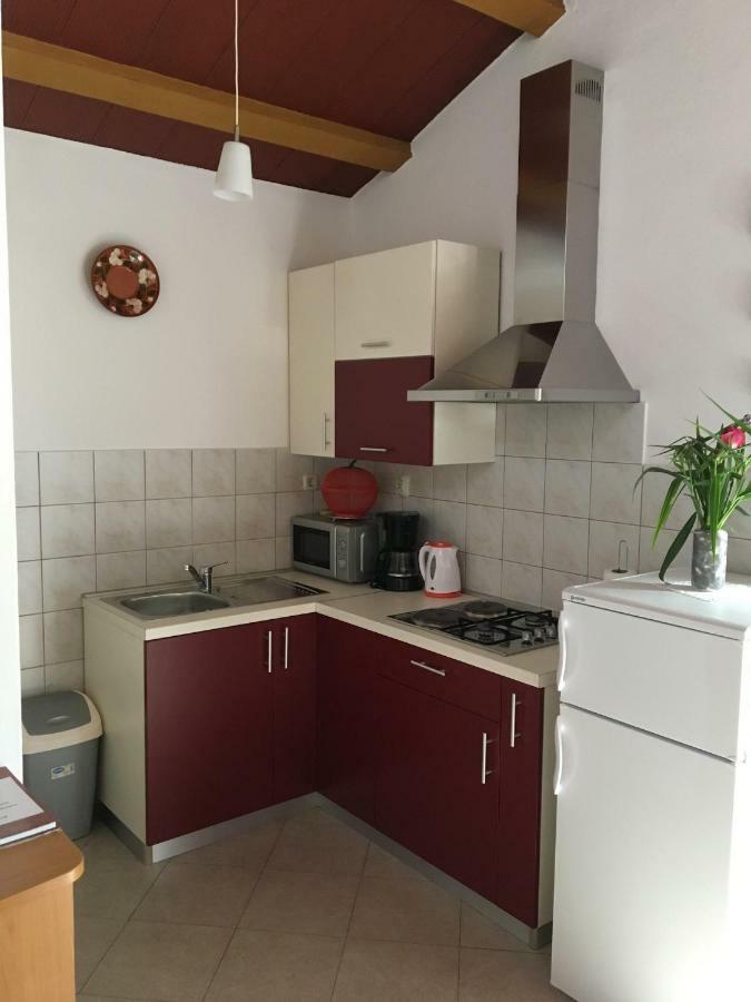 Leca- Small House Medulin Kültér fotó